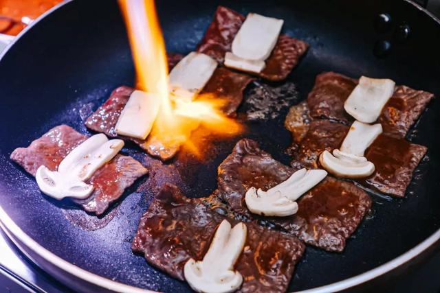 蓝瓶咖啡推出2022年冬季限定系列,“臻味澳牛 · 黑珍珠餐厅品鉴地图”上线休闲区蓝鸢梦想 - Www.slyday.coM 蓝瓶咖啡推出2022年冬季限定系列,“臻味澳牛 · 黑珍珠餐厅品鉴地图”上线休闲区蓝鸢梦想 - Www.slyday.coM