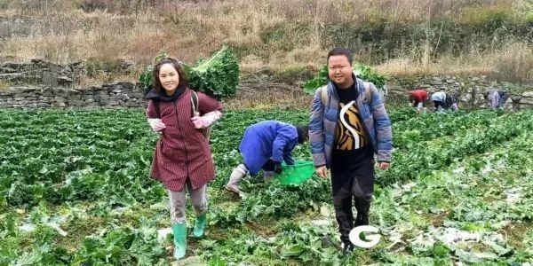 记者讲述:时间的礼物!今天记者节,一起了解他们笔尖镜头下的故事→休闲区蓝鸢梦想 - Www.slyday.coM 记者讲述:时间的礼物!今天记者节,一起了解他们笔尖镜头下的故事→休闲区蓝鸢梦想 - Www.slyday.coM