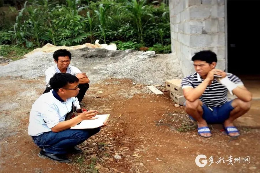 记者讲述:时间的礼物!今天记者节,一起了解他们笔尖镜头下的故事→休闲区蓝鸢梦想 - Www.slyday.coM 记者讲述:时间的礼物!今天记者节,一起了解他们笔尖镜头下的故事→休闲区蓝鸢梦想 - Www.slyday.coM