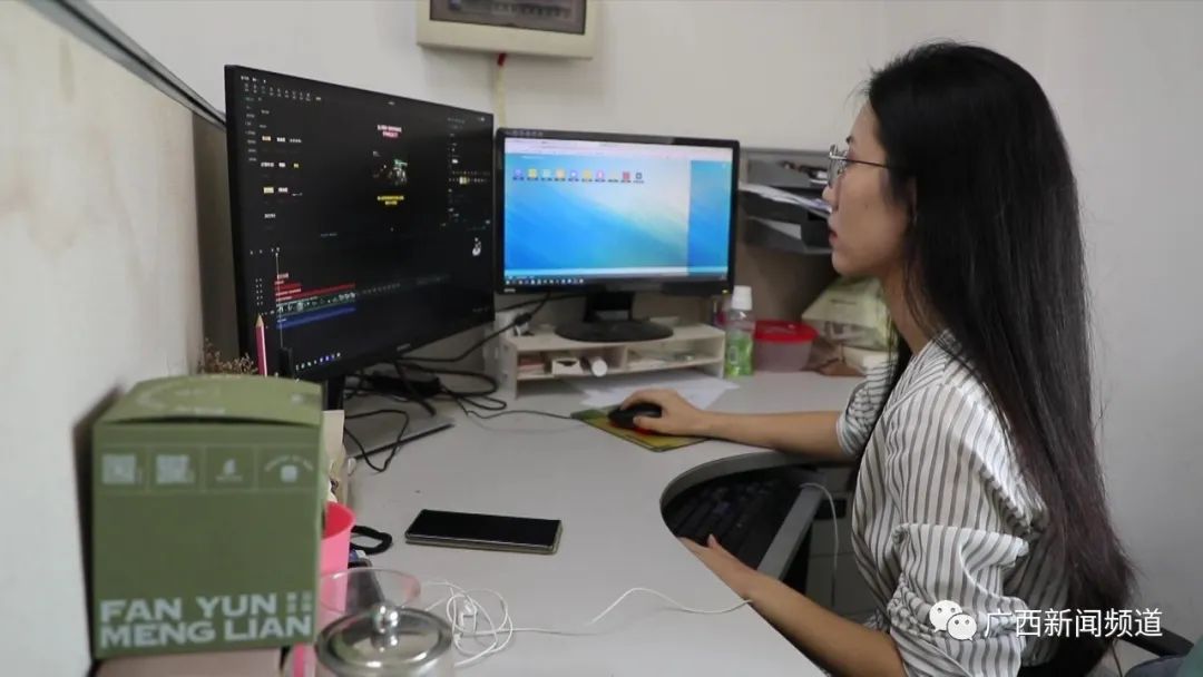 第23个中国记者节,一起来认识一下新闻战线上的三位女将休闲区蓝鸢梦想 - Www.slyday.coM 第23个中国记者节,一起来认识一下新闻战线上的三位女将休闲区蓝鸢梦想 - Www.slyday.coM