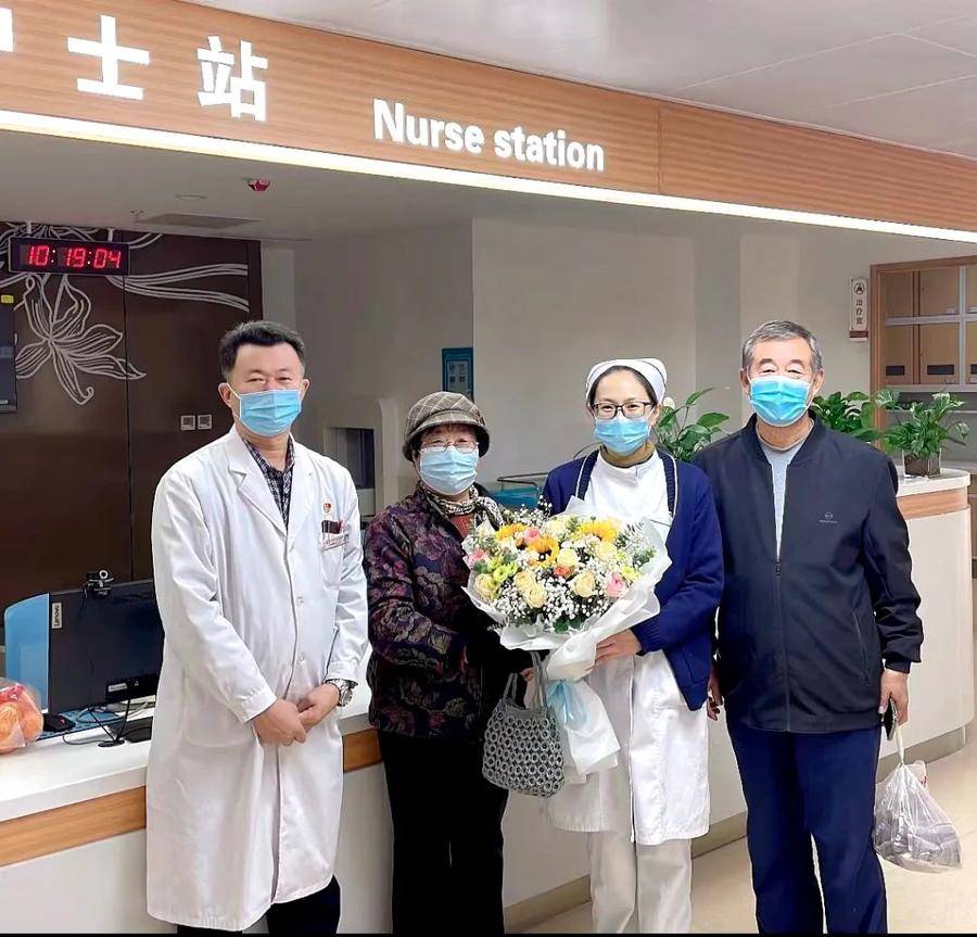 滨州市中医医院医患故事:你们为我护航 我以鲜花感谢休闲区蓝鸢梦想 - Www.slyday.coM 滨州市中医医院医患故事:你们为我护航 我以鲜花感谢休闲区蓝鸢梦想 - Www.slyday.coM