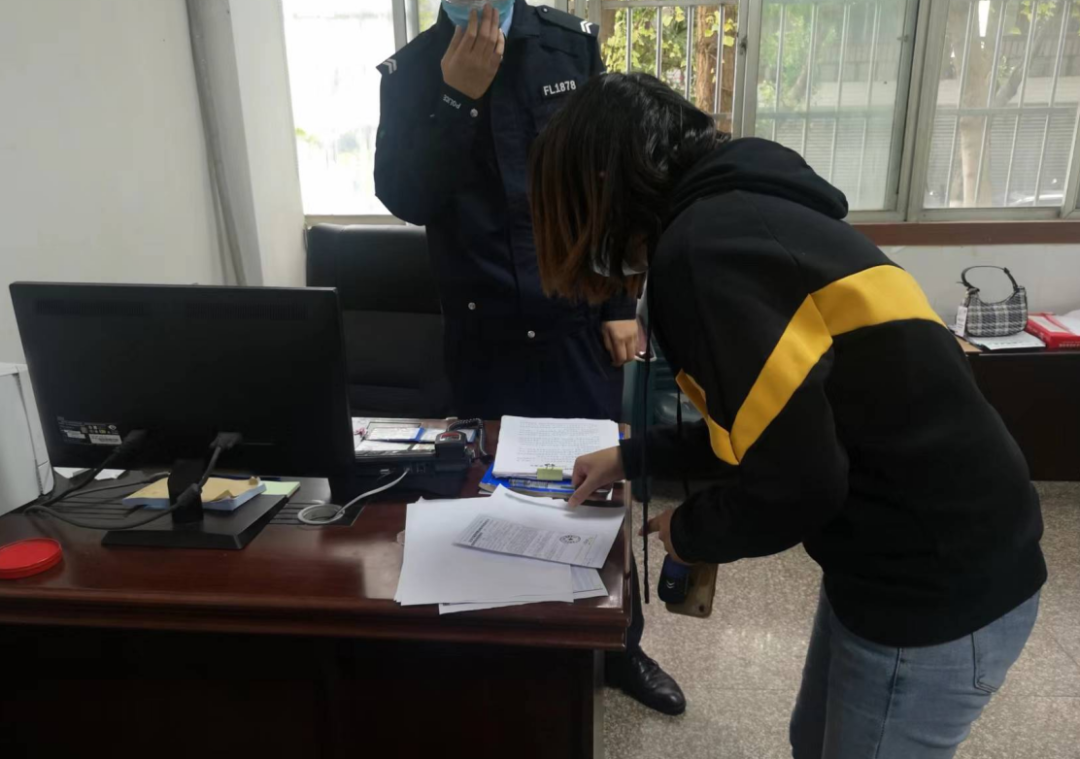 闯灯抢行被曝光,已有乐山人付出沉重代价休闲区蓝鸢梦想 - Www.slyday.coM 闯灯抢行被曝光,已有乐山人付出沉重代价休闲区蓝鸢梦想 - Www.slyday.coM