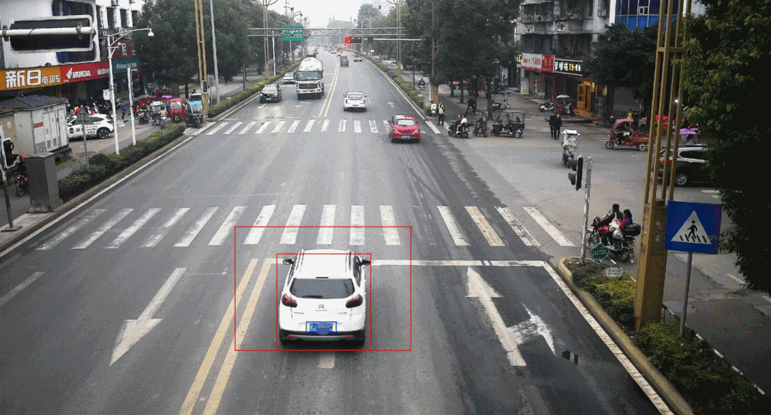 闯灯抢行被曝光,已有乐山人付出沉重代价休闲区蓝鸢梦想 - Www.slyday.coM 闯灯抢行被曝光,已有乐山人付出沉重代价休闲区蓝鸢梦想 - Www.slyday.coM