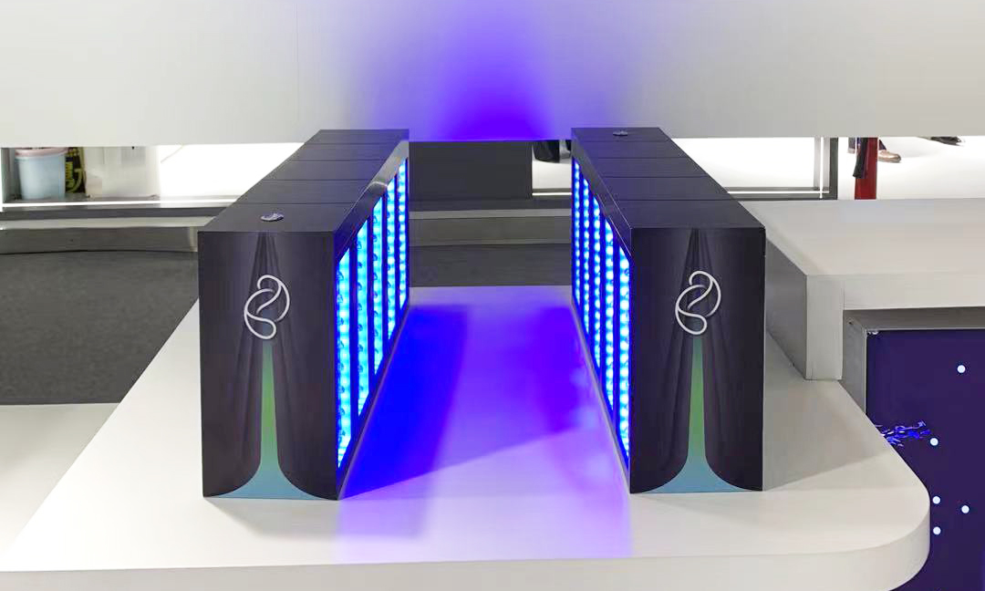 智能头盔、眼动打字、异构计算机,探馆世界互联网大会乌镇峰会休闲区蓝鸢梦想 - Www.slyday.coM 智能头盔、眼动打字、异构计算机,探馆世界互联网大会乌镇峰会休闲区蓝鸢梦想 - Www.slyday.coM