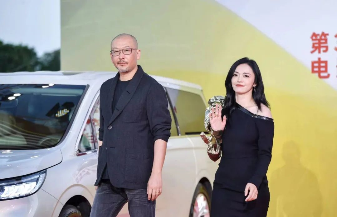 《长津湖》获金鸡奖最佳故事片,朱一龙奚美娟分获最佳男女主角奖!休闲区蓝鸢梦想 - Www.slyday.coM 《长津湖》获金鸡奖最佳故事片,朱一龙奚美娟分获最佳男女主角奖!休闲区蓝鸢梦想 - Www.slyday.coM