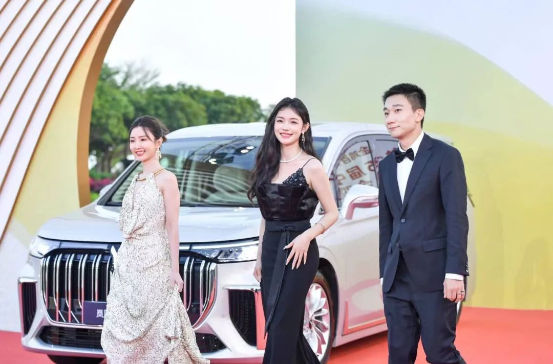 《长津湖》获金鸡奖最佳故事片,朱一龙奚美娟分获最佳男女主角奖!休闲区蓝鸢梦想 - Www.slyday.coM 《长津湖》获金鸡奖最佳故事片,朱一龙奚美娟分获最佳男女主角奖!休闲区蓝鸢梦想 - Www.slyday.coM