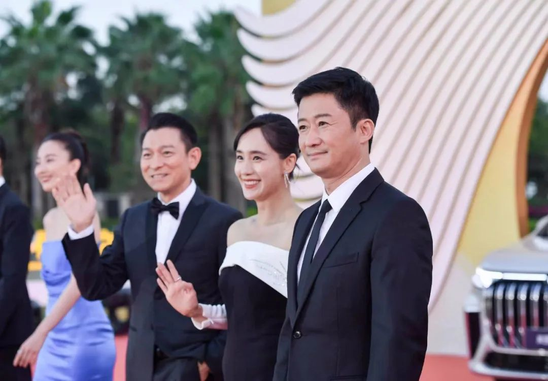 《长津湖》获金鸡奖最佳故事片,朱一龙奚美娟分获最佳男女主角奖!休闲区蓝鸢梦想 - Www.slyday.coM 《长津湖》获金鸡奖最佳故事片,朱一龙奚美娟分获最佳男女主角奖!休闲区蓝鸢梦想 - Www.slyday.coM