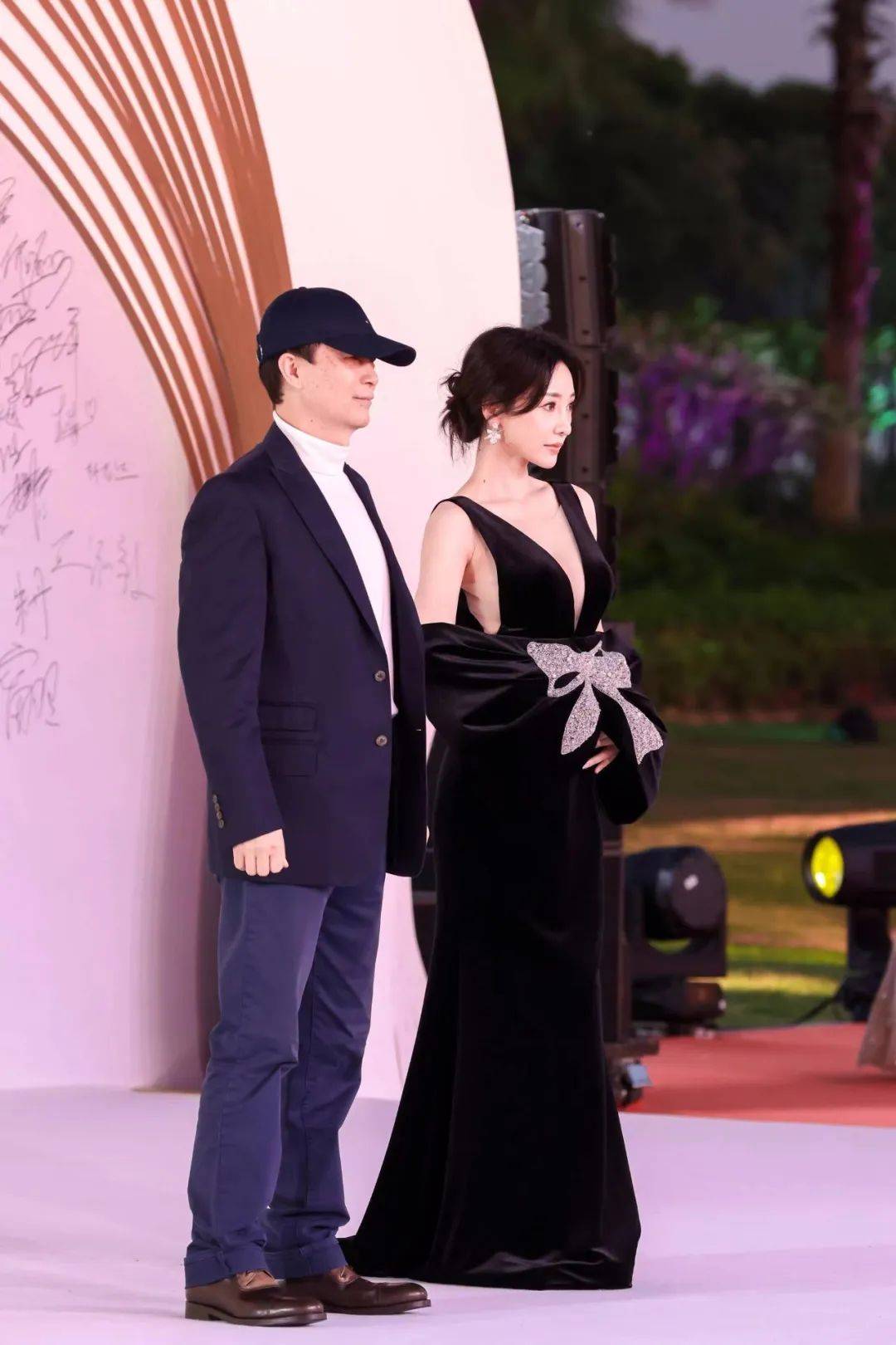 《长津湖》获金鸡奖最佳故事片,朱一龙奚美娟分获最佳男女主角奖!休闲区蓝鸢梦想 - Www.slyday.coM 《长津湖》获金鸡奖最佳故事片,朱一龙奚美娟分获最佳男女主角奖!休闲区蓝鸢梦想 - Www.slyday.coM