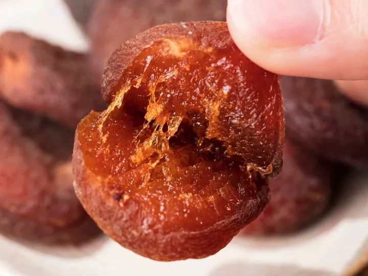 肉厚皮薄,多汁甘甜,怎么会有这么好吃的杏干啊丨种草机休闲区蓝鸢梦想 - Www.slyday.coM 肉厚皮薄,多汁甘甜,怎么会有这么好吃的杏干啊丨种草机休闲区蓝鸢梦想 - Www.slyday.coM