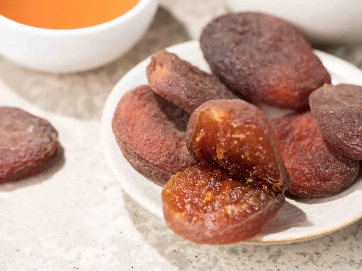 肉厚皮薄,多汁甘甜,怎么会有这么好吃的杏干啊丨种草机休闲区蓝鸢梦想 - Www.slyday.coM 肉厚皮薄,多汁甘甜,怎么会有这么好吃的杏干啊丨种草机休闲区蓝鸢梦想 - Www.slyday.coM