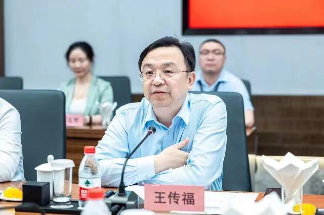 广州首富,2年多赚1000亿 广州首富,2年多赚1000亿