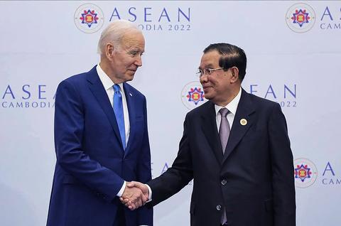 美媒:特朗普宣布参加总统大选后仍将面临调查 美媒:特朗普宣布参加总统大选后仍将面临调查