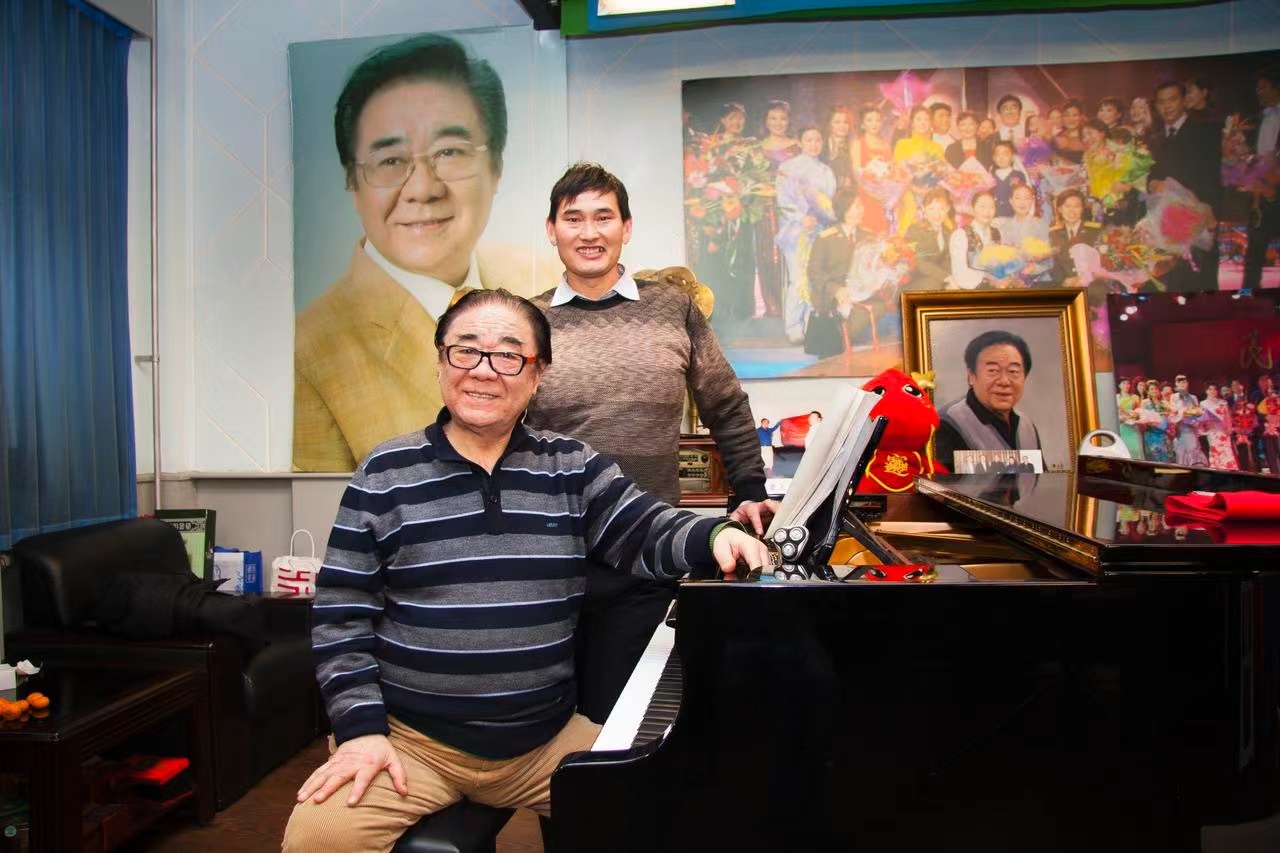 94岁钢琴家朱雅芬逝世 朗朗发昔日旧照悼念恩师-搜狐大视野-搜狐新闻