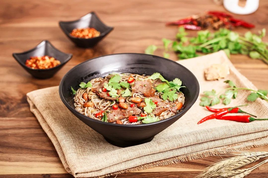 马鞍山小粉灯一条街揭秘 你知道小粉和大粉的区别吗