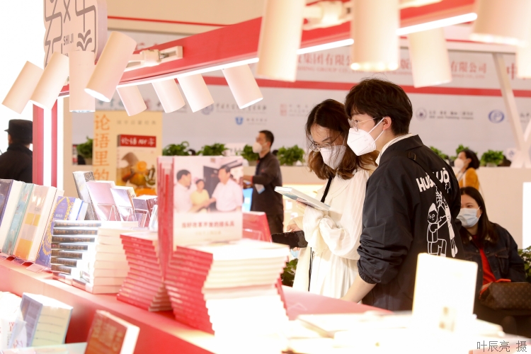 这都可以(我们要养成爱读书让书香满城成为我市的名片)书香满城小区,(图1) 这都可以(我们要养成爱读书让书香满城成为我市的名片)书香满城小区,(图1)