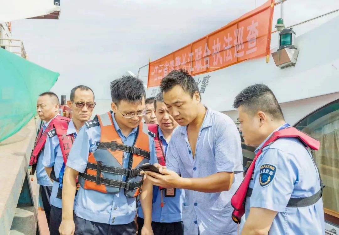 燃爆了(全网公敌程序员之死背后的真相)全网公敌程序员之死攻略背后的秘密,(图3) 燃爆了(全网公敌程序员之死背后的真相)全网公敌程序员之死攻略背后的秘密,(图3)