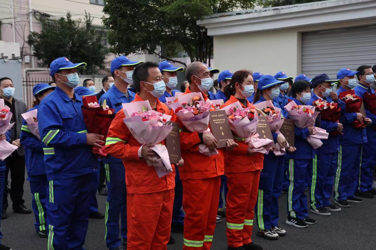 浦东评选出"最美环卫人|环卫|上海市|浦东_新浪新闻