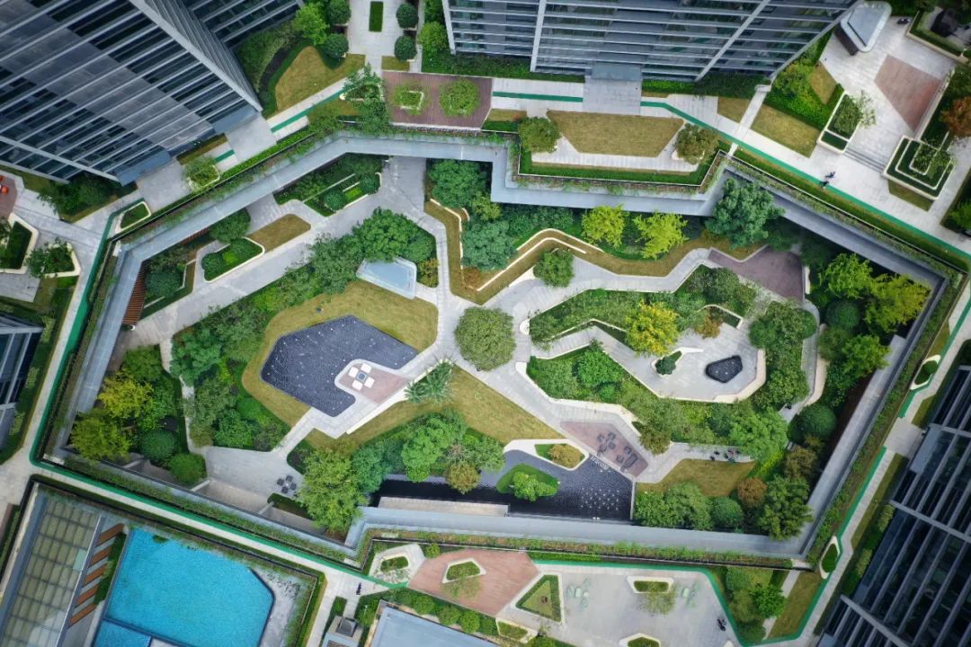 现在的豪宅都太卷了!休闲区蓝鸢梦想 - Www.slyday.coM 现在的豪宅都太卷了!休闲区蓝鸢梦想 - Www.slyday.coM