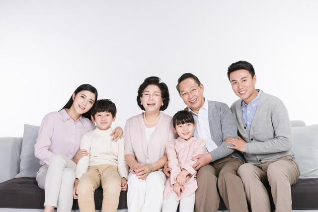 帮儿子带娃和帮女儿带娃,哪个更吃力不讨好?过来人的回答挺扎心休闲区蓝鸢梦想 - Www.slyday.coM 帮儿子带娃和帮女儿带娃,哪个更吃力不讨好?过来人的回答挺扎心休闲区蓝鸢梦想 - Www.slyday.coM