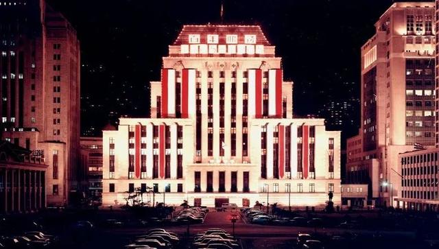 1965年,香港汇丰总行 图片来源:汇丰