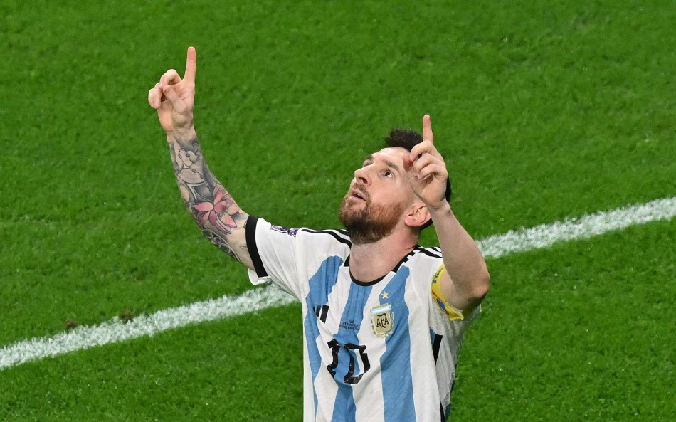 梅西首开记录，阿根廷男足2-1力克<a href=