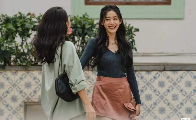 内娱红毯有两尊神!一出场艳压亚洲,衬托得韩娱像诈骗休闲区蓝鸢梦想 - Www.slyday.coM 内娱红毯有两尊神!一出场艳压亚洲,衬托得韩娱像诈骗休闲区蓝鸢梦想 - Www.slyday.coM