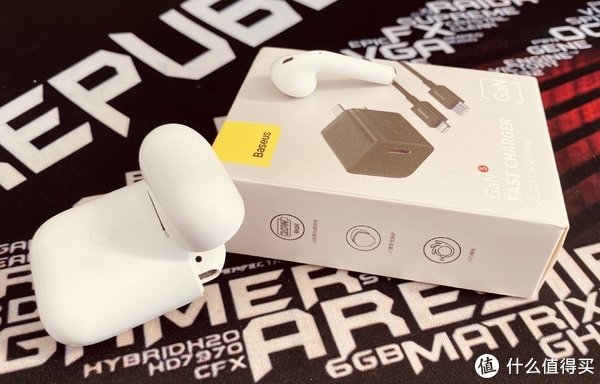 倍思小酷氮化镓快充套装PD20W评测报告休闲区蓝鸢梦想 - Www.slyday.coM 倍思小酷氮化镓快充套装PD20W评测报告休闲区蓝鸢梦想 - Www.slyday.coM