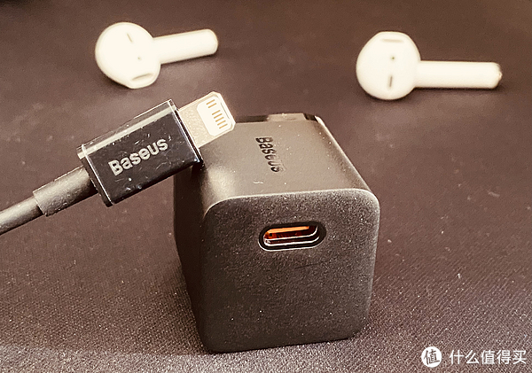 倍思小酷氮化镓快充套装PD20W评测报告休闲区蓝鸢梦想 - Www.slyday.coM 倍思小酷氮化镓快充套装PD20W评测报告休闲区蓝鸢梦想 - Www.slyday.coM