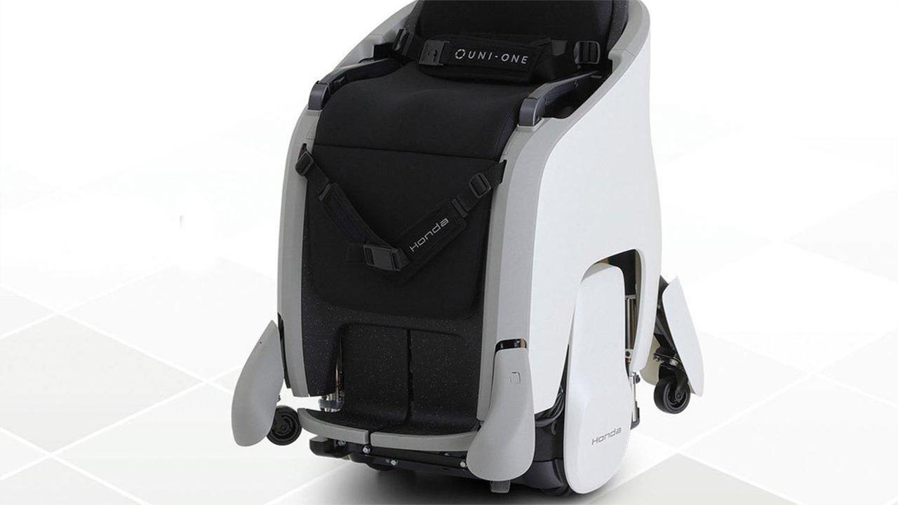 本田新车竟然是个轮椅，不用双手控制也可移动