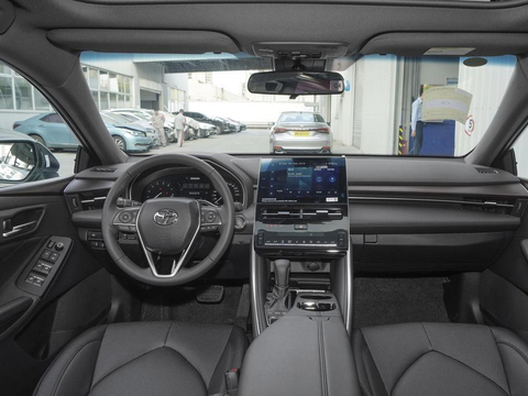 车的前挡风玻璃该如何保护