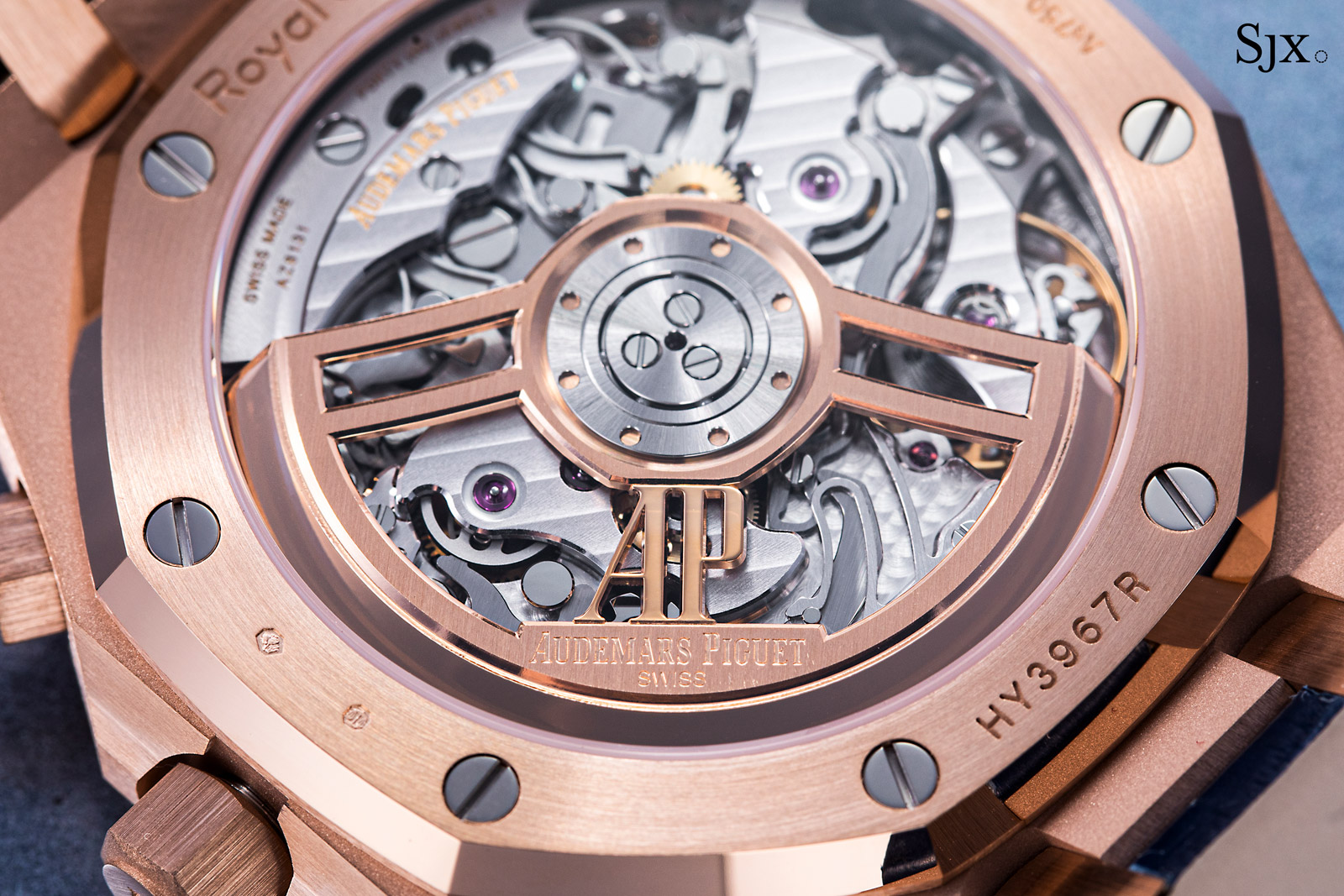 全球最耗时制作的腕表要花多久做成？超过800小时！