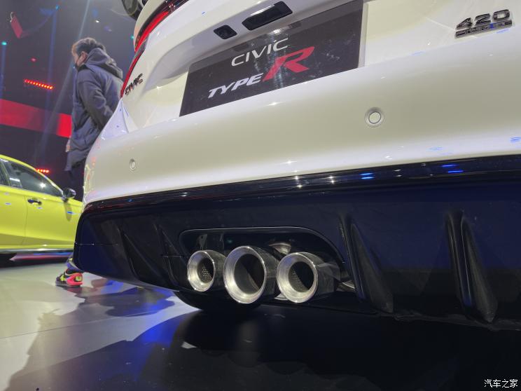 全新蔚来ES8/哪吒E等 广州车展新车前瞻11 全新蔚来ES8/哪吒E等 广州车展新车前瞻