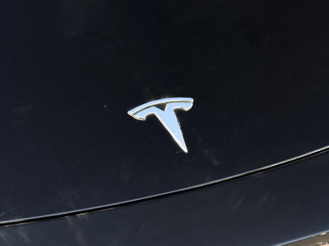 已暂停招聘 特斯拉准备开启新一轮裁员