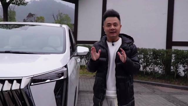 当今的车市当中，大车不少见，而且大的MPV我们也不少见……