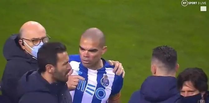 最后一舞!37岁的C罗望着39岁的佩佩,满眼都是往日的峥嵘!休闲区蓝鸢梦想 - Www.slyday.coM 最后一舞!37岁的C罗望着39岁的佩佩,满眼都是往日的峥嵘!休闲区蓝鸢梦想 - Www.slyday.coM