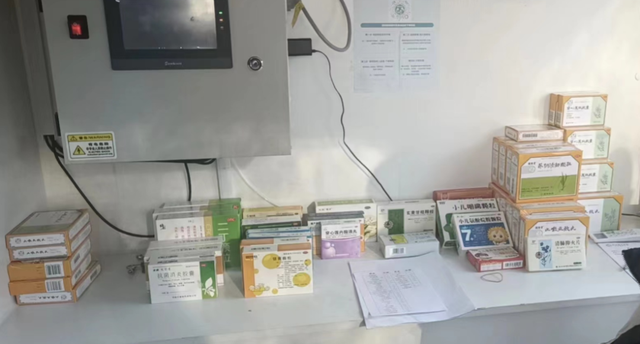 去太原门诊看病需要做核酸检测吗（太原进医院看病必须做核酸检测吗）家门口就诊！太原街头核酸采样亭变身发热诊室，垃圾分类亭，(图3)