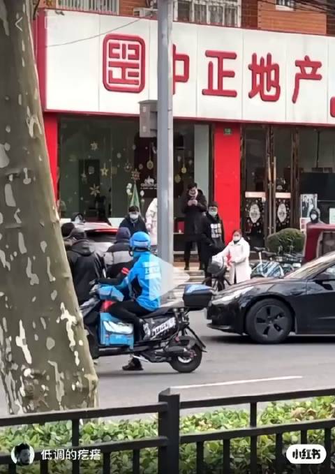 比亚迪完爆特斯拉！