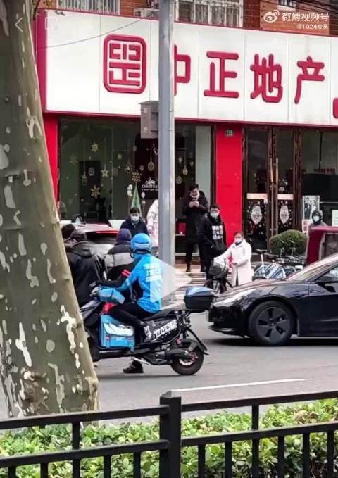 比亚迪与特斯拉新能源之争，这比亚迪车主后续估计有得哭了！