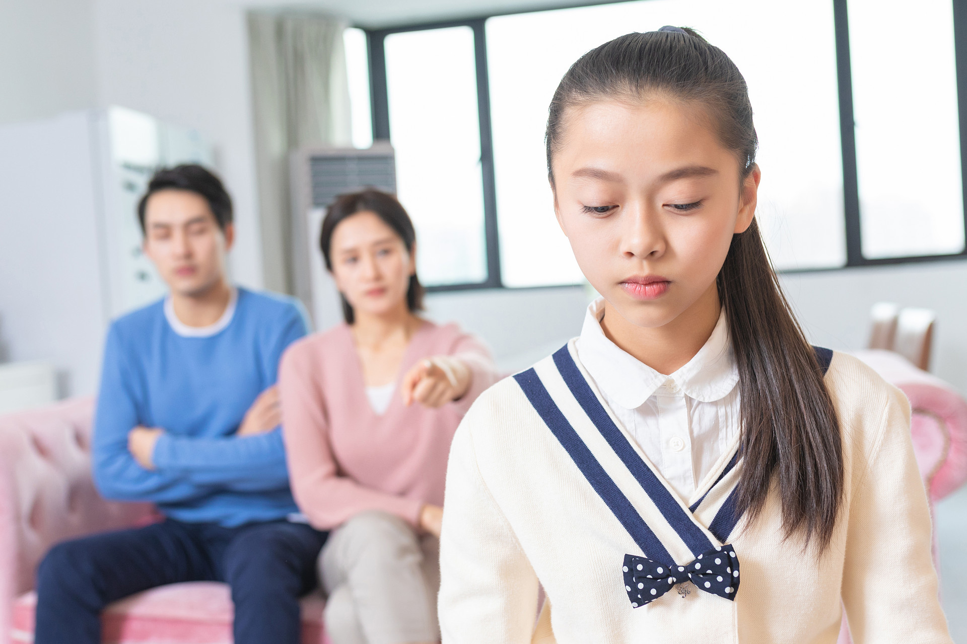 孩子越大越不爱学习，甚至出现厌学情绪，家长该怎么办？