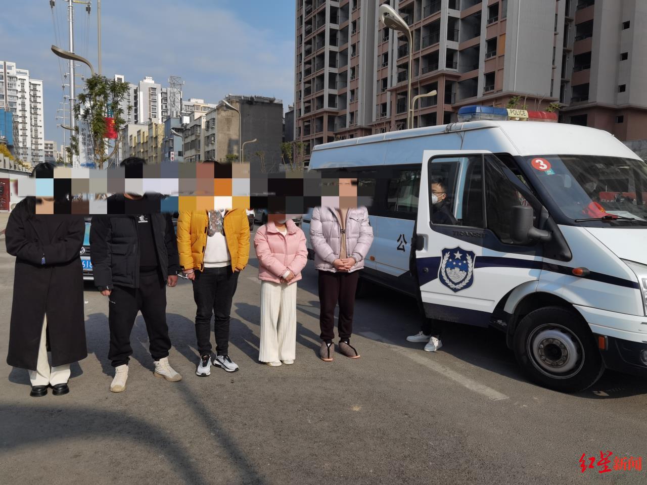 日流水最高达百万!为“赚大钱”帮境外赌博网站做代理,团伙被捣14人落网 日流水最高达百万!为“赚大钱”帮境外赌博网站做代理,团伙被捣14人落网