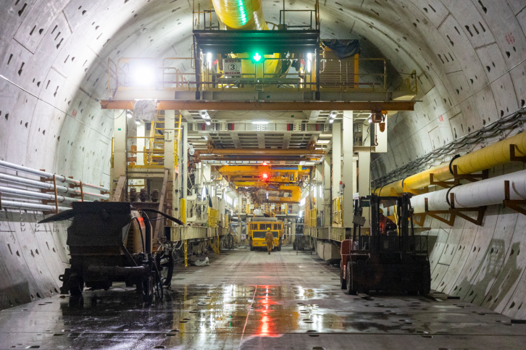 【最新】“驰越号”盾构机顺利接收、跨盐朝公路连续梁关键节点条件完成验收……市域铁路机场联络线最新进展来啦8 【最新】“驰越号”盾构机顺利接收、跨盐朝公路连续梁关键节点条件完成验收……市域铁路机场联络线最新进展来啦