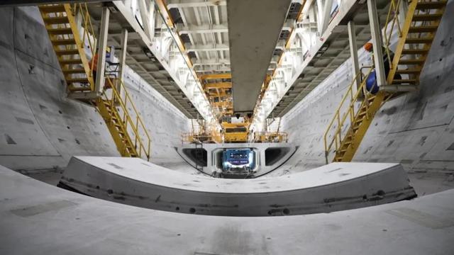 “驰越号”盾构机顺利接收、跨盐朝公路连续梁关键节点条件完成验收……市域铁路机场联络线最新进展来啦5 “驰越号”盾构机顺利接收、跨盐朝公路连续梁关键节点条件完成验收……市域铁路机场联络线最新进展来啦