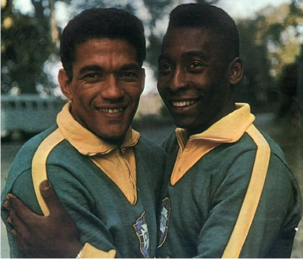 1966年世界杯后巴西双星走上截然不同的人生路。