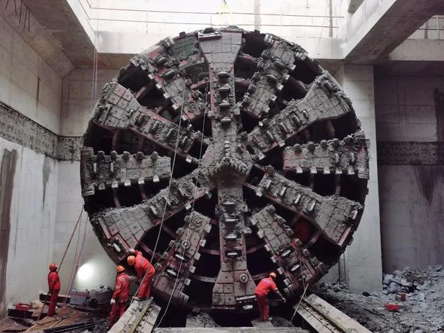 “驰越号”盾构机顺利接收、跨盐朝公路连续梁关键节点条件完成验收……市域铁路机场联络线最新进展来啦 “驰越号”盾构机顺利接收、跨盐朝公路连续梁关键节点条件完成验收……市域铁路机场联络线最新进展来啦