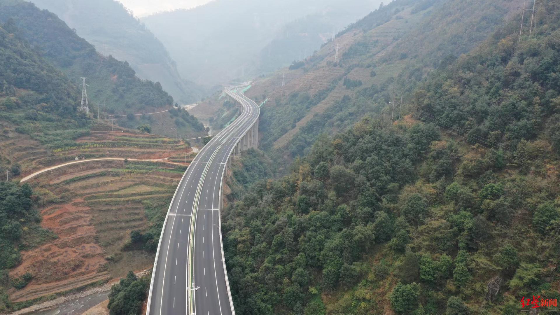 6条高速同日通车，四川省高速公路通车里程突破9000公里！