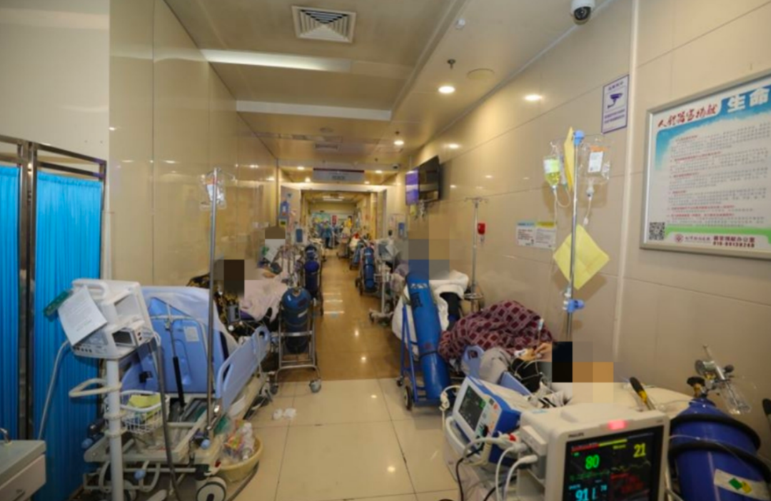 急救中心医院图片实拍图 3129-c47131895ca42e15963327546ec65379.png