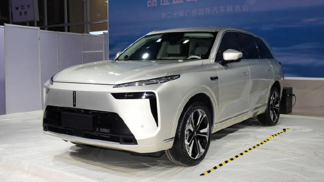 6座中大型新选择！车身超5米霸气不输理想L8，续航1200KM油耗6.7L