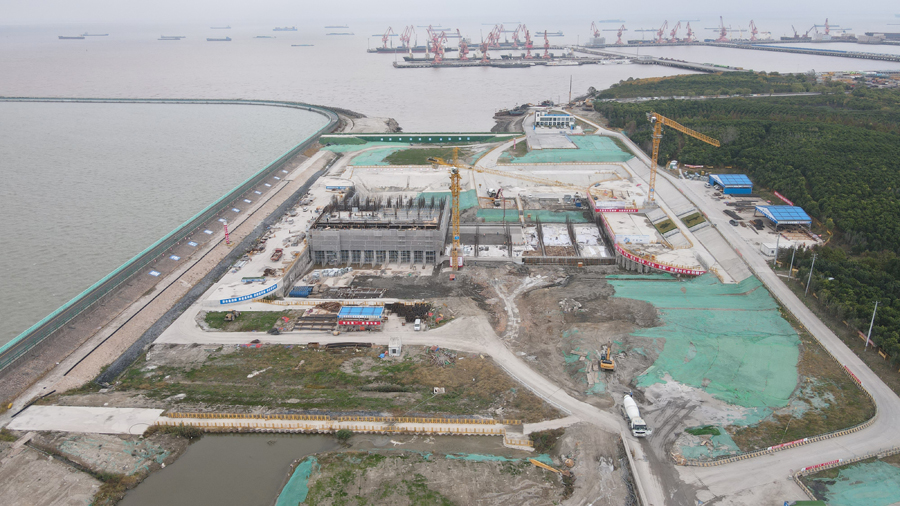 吴淞江工程(上海段)新川沙河段泵闸枢纽工程正在施工建设 本文图片 上海城投集团提供