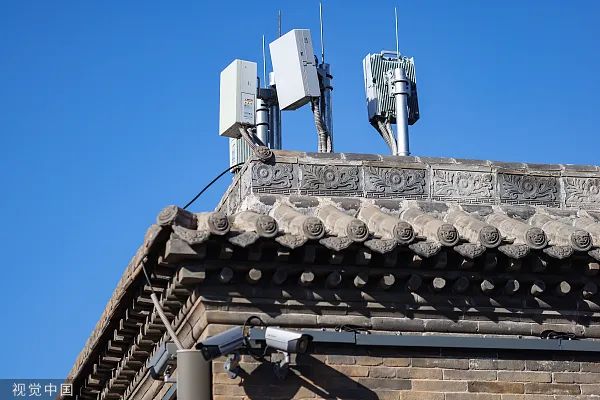 华为5G数据通讯基站资料图 图源:视觉中国