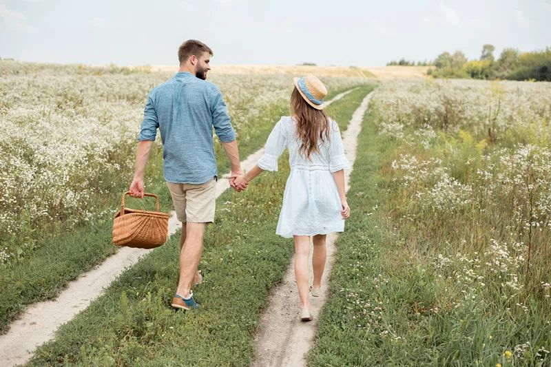 为什么男人到了中年以后,对自己的老婆越来越不感兴趣了